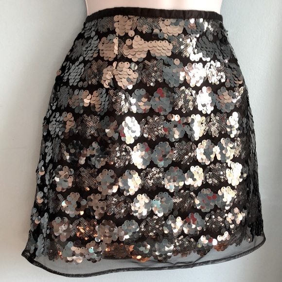 Forever 21 Sequin Floral Mini Skirt - Picture 2 of 12